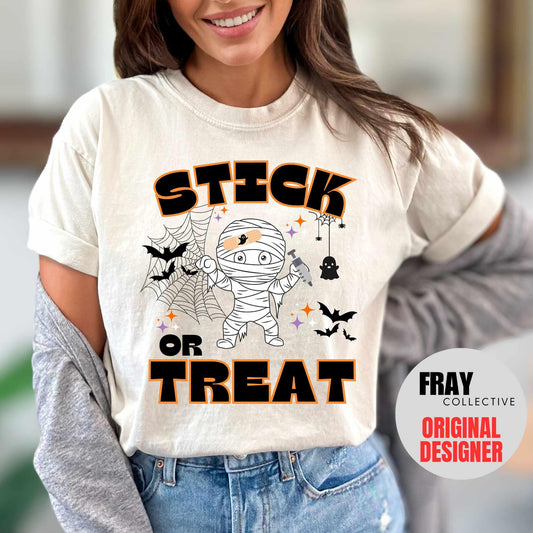 Comfort Colors Stick Or Treat Shirt Nurse Halloween T-Shirt Spooky Ghost RN Tee Phlebotomy Tech Halloween Nurse Party Team Spooky Season ER